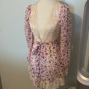 Floral Lace and crepe robe with Pink and Cream rose floral Accents. Lace hems